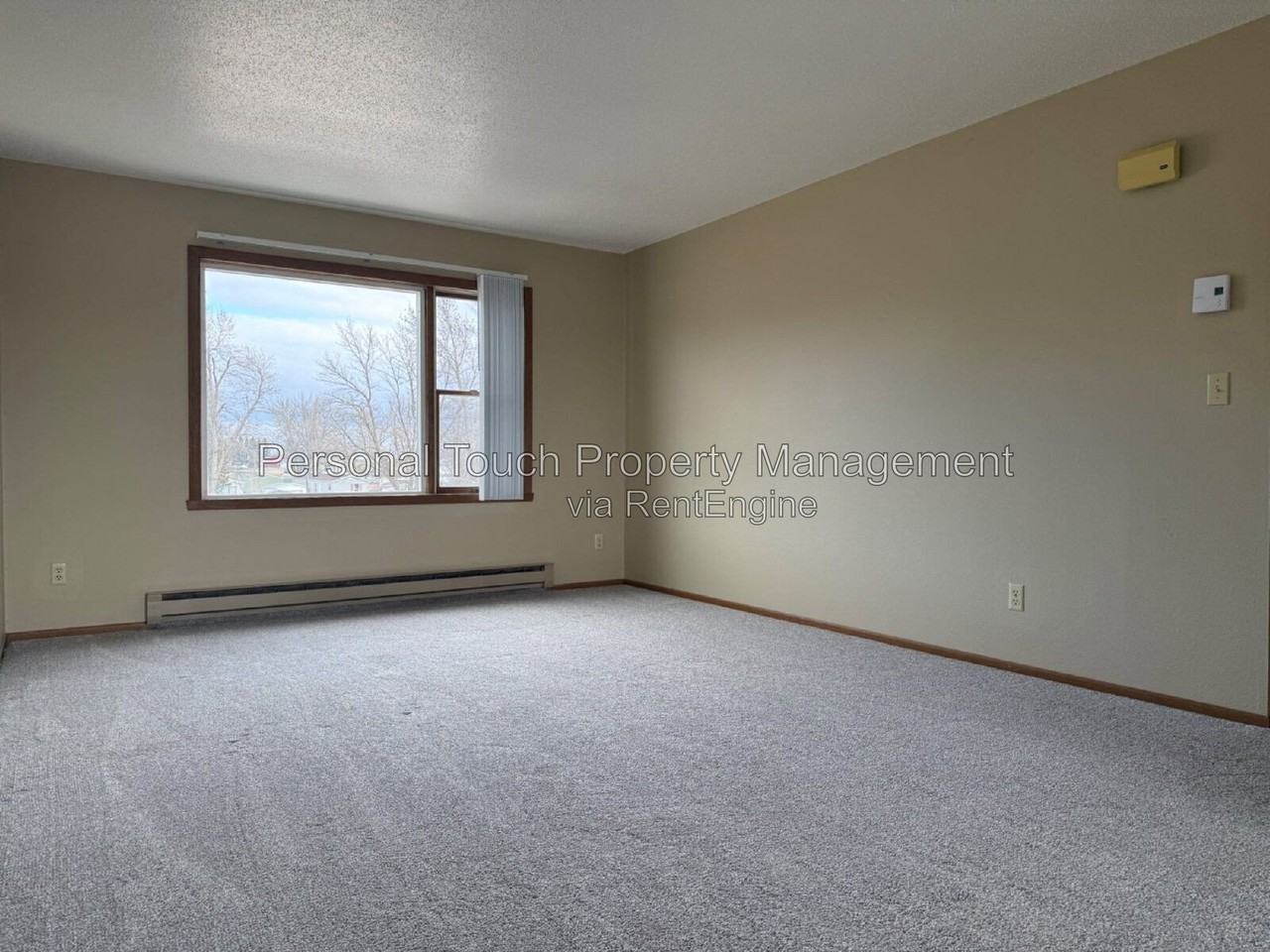 905 19th St Sw #5 - Photo 3 of 22