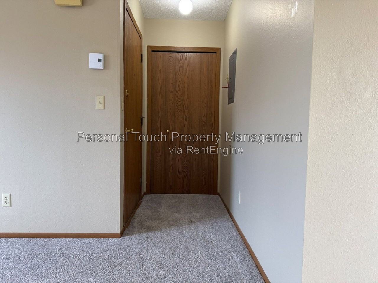 905 19th St Sw #5 - Photo 4 of 22