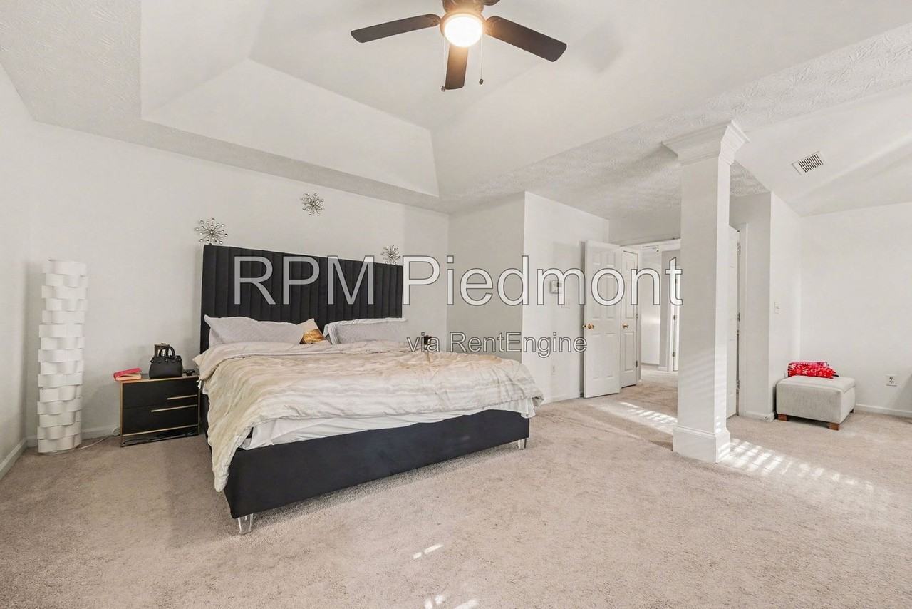 550 Claudel Ct Sw - Photo 4 of 31