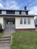 featured image of 301 Roslyn Ave Nw #303