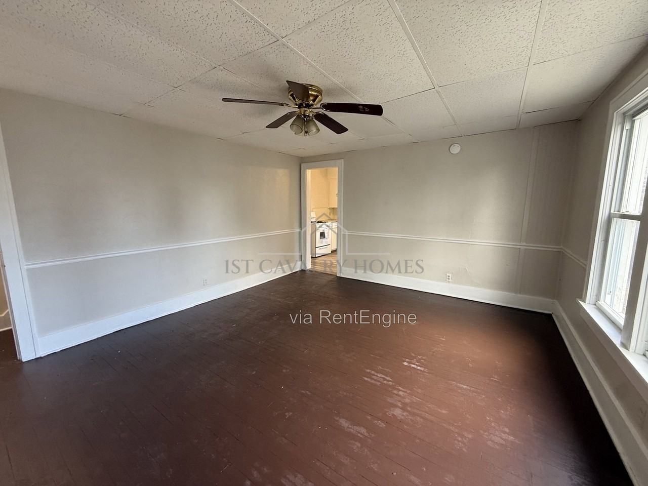 301 Roslyn Ave Nw #303 - Photo 6 of 50