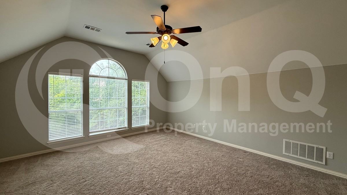 4536 Brenda Dr - Photo 5 of 28