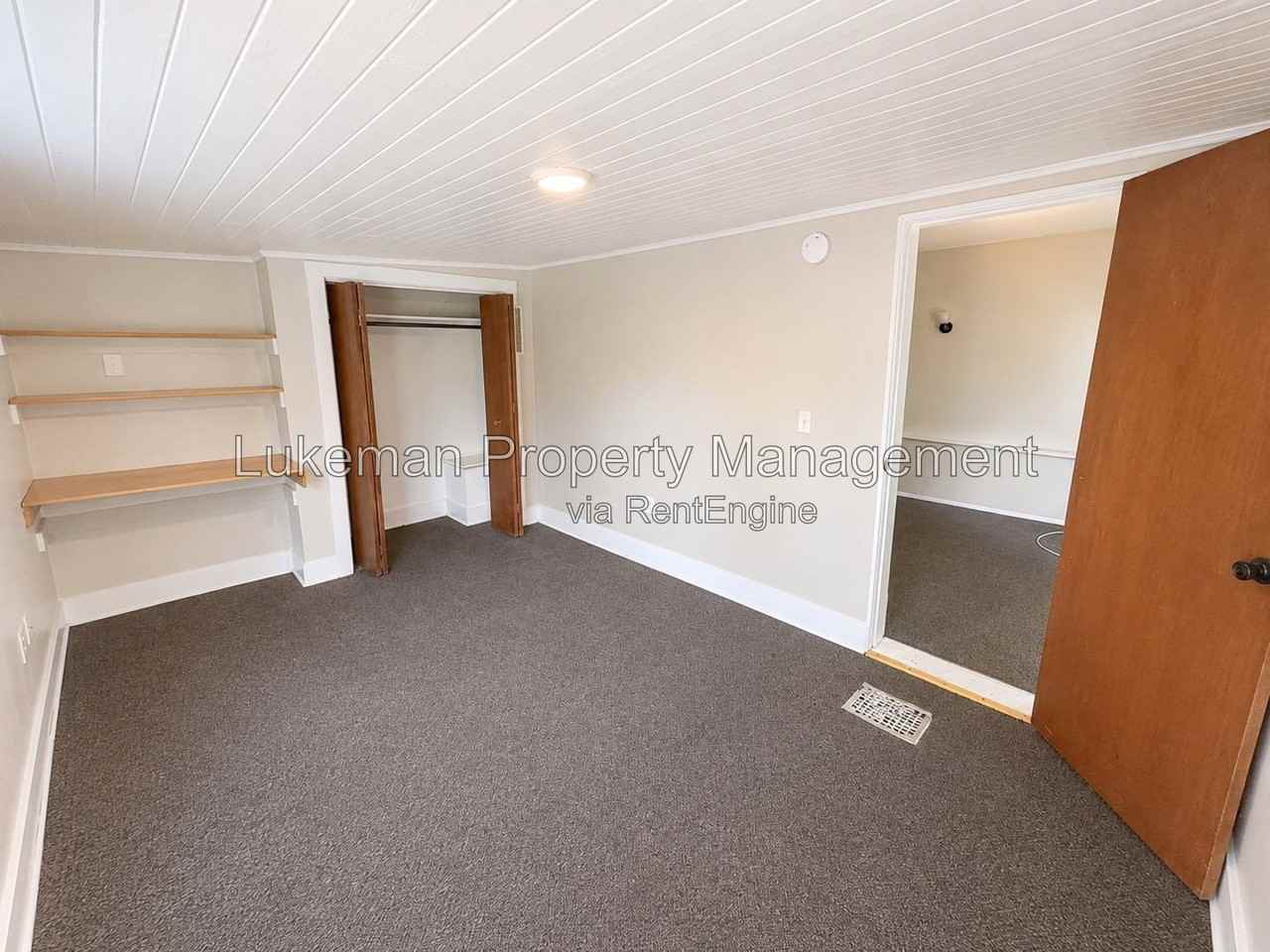 415 Davis St #4 - Photo 4 of 7