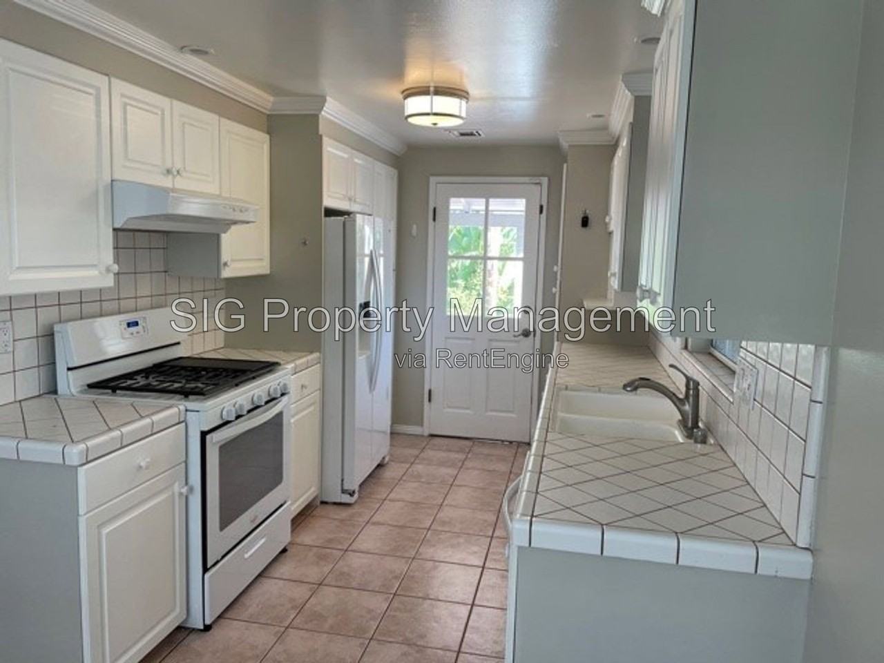 1412 N Fairview St - Photo 5 of 23