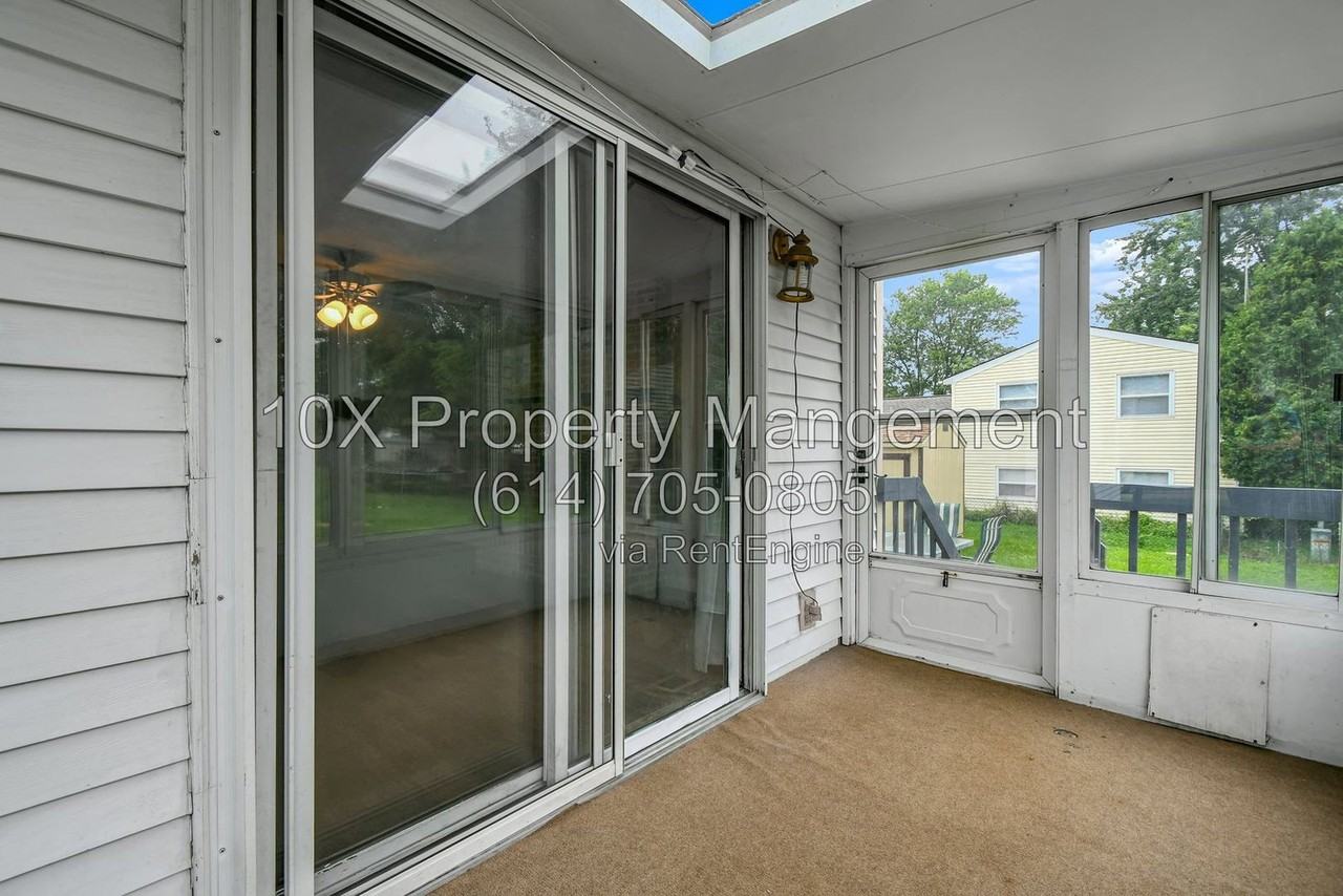 6484 Lanercost Rd - Photo 7 of 34