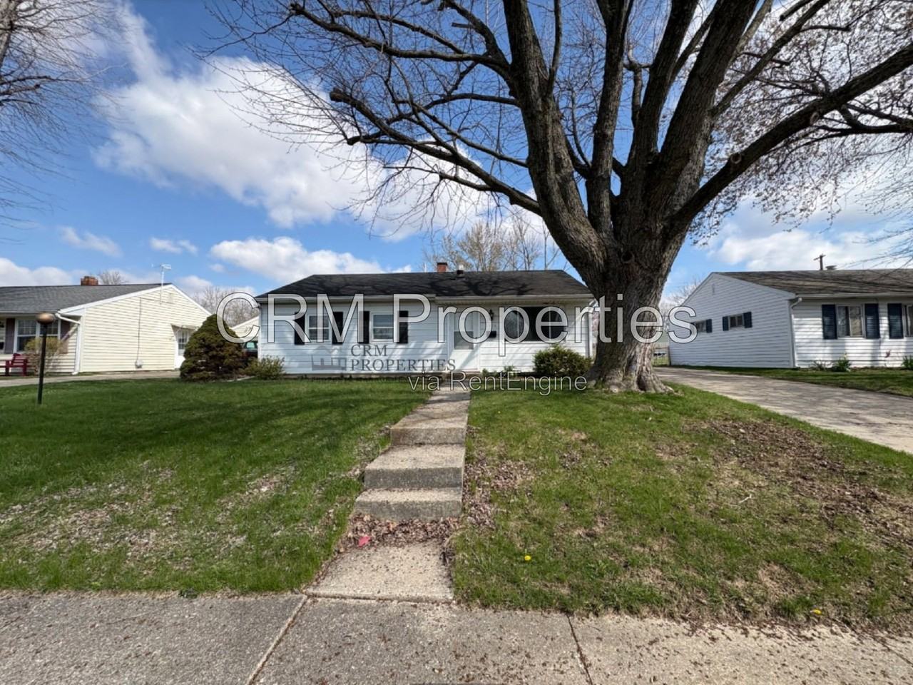 1936 Lynwood Dr - Photo 2 of 21