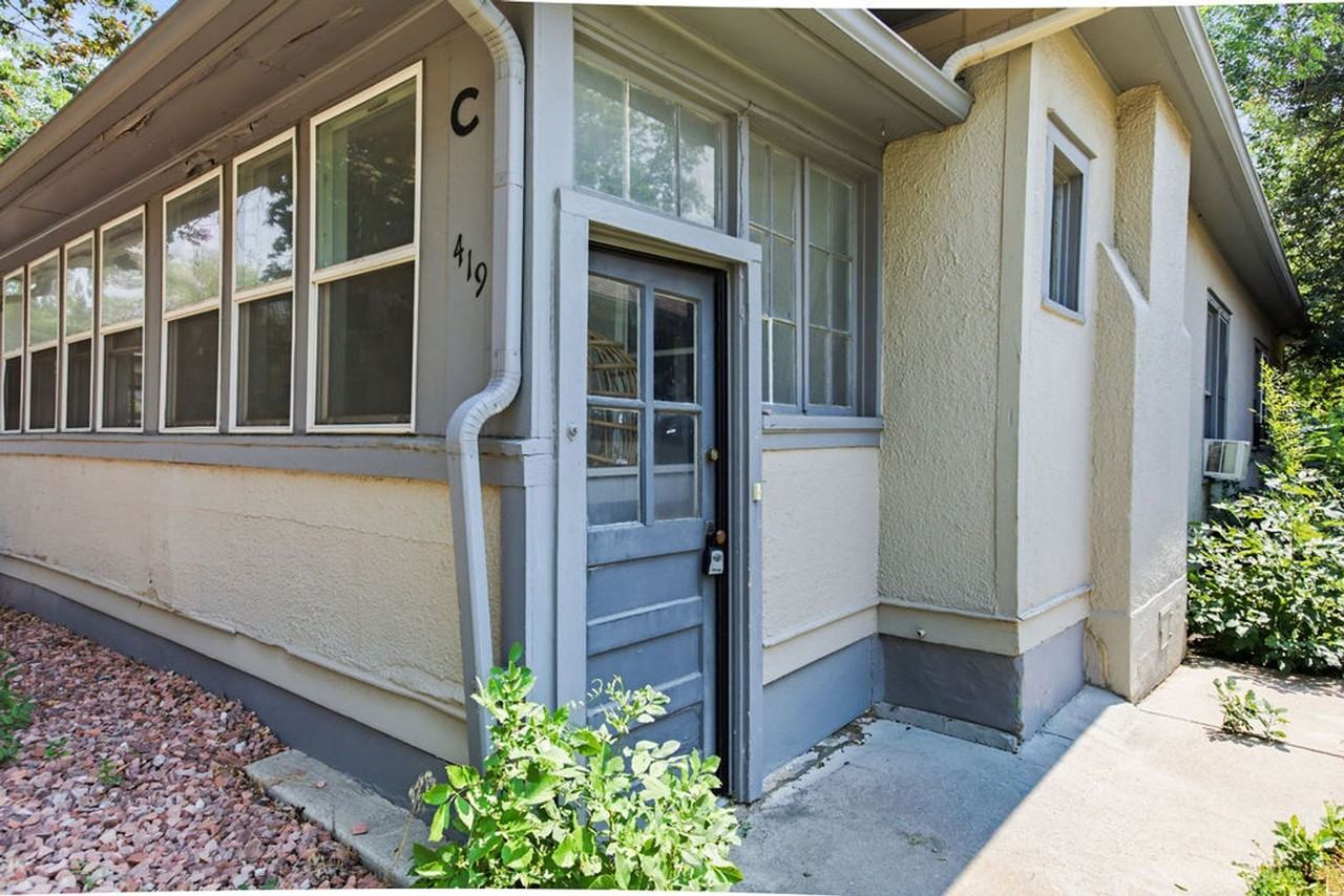 419 Edwards St #C - Photo 5 of 42