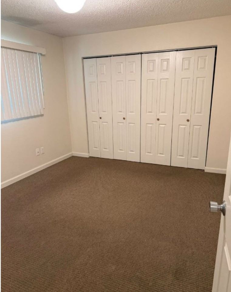 Cha-Ray Apartments - Photo 5 of 18