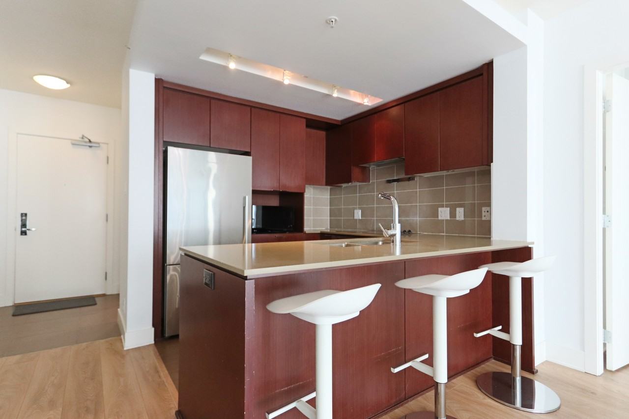158 13th Street West #1007 - Photo 7 of 18