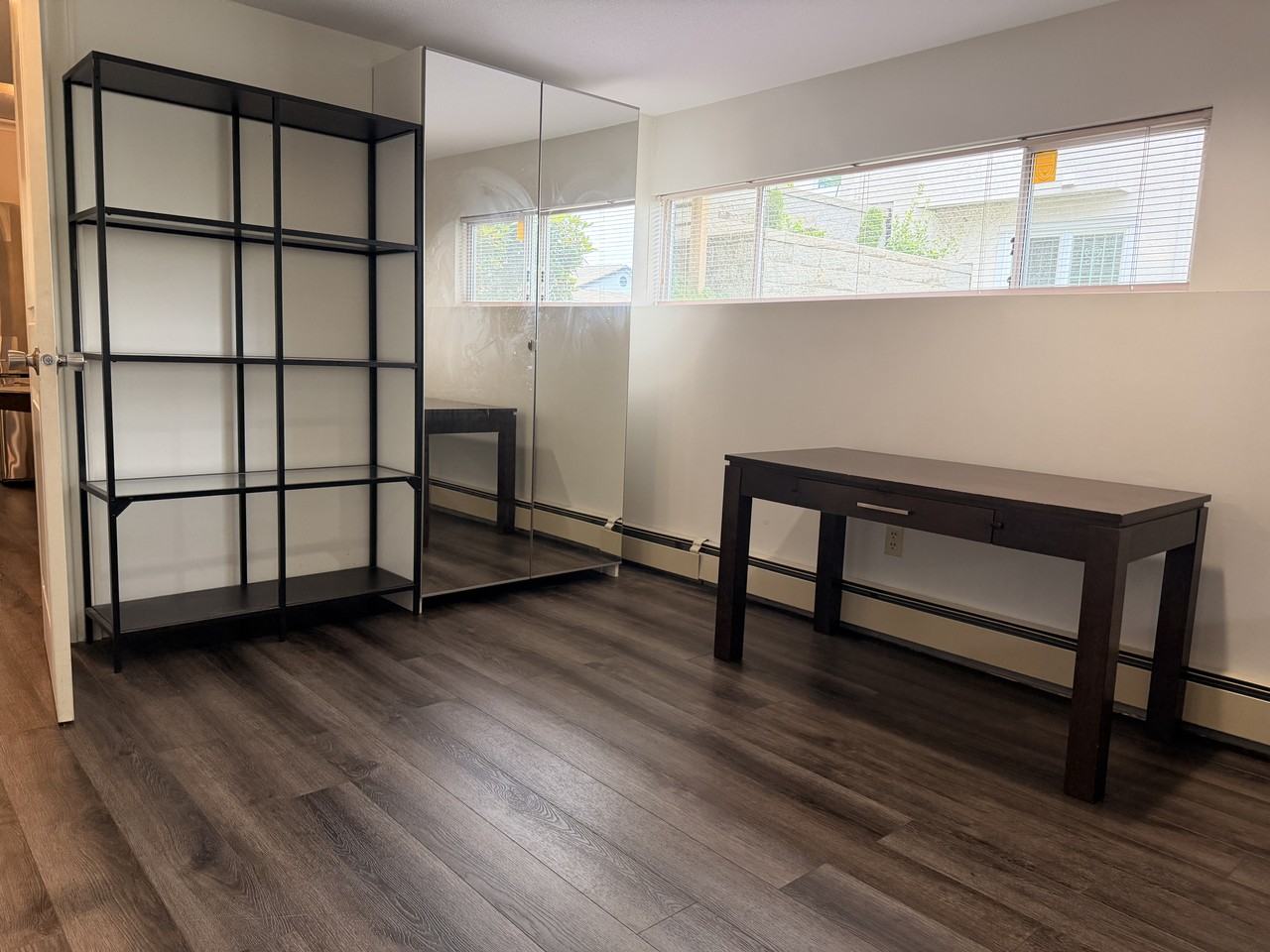 7920 Reigate Road - Photo 4 of 10