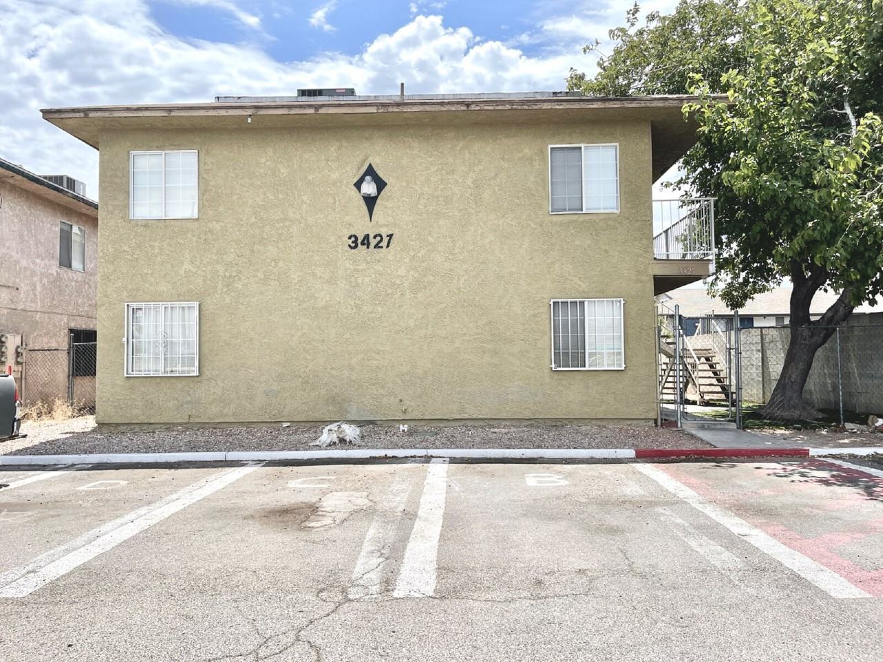 3427 E Cheyenne Ave #B - Photo 6 of 38