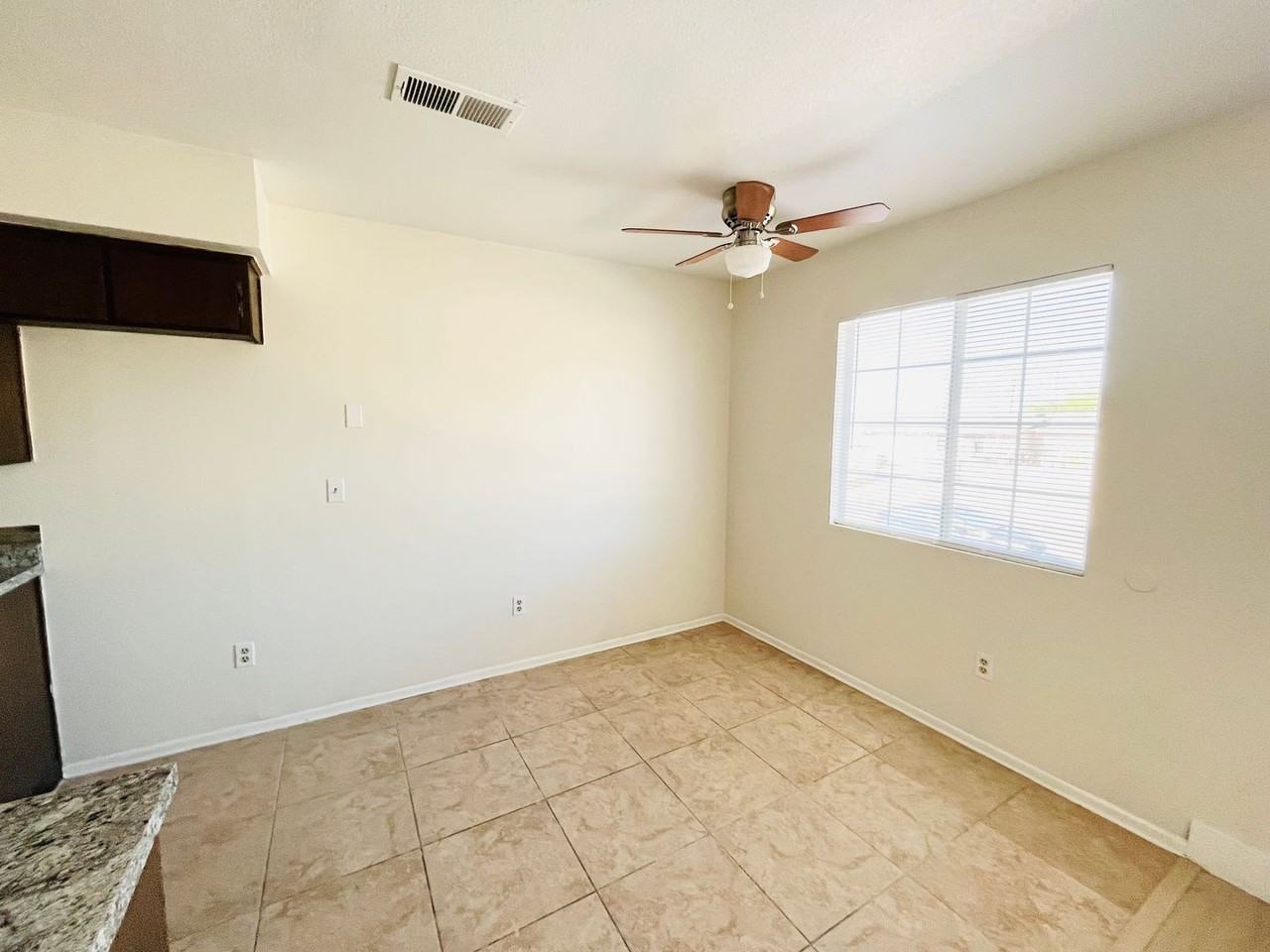 2572 W Main St - Photo 5 of 9