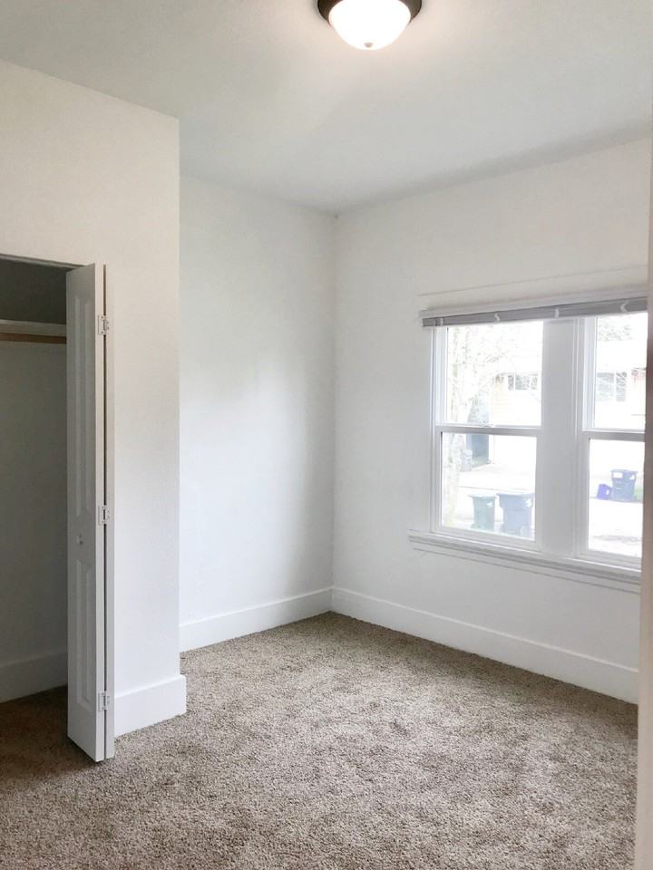 1391 E 21st Ave - Photo 7 of 14