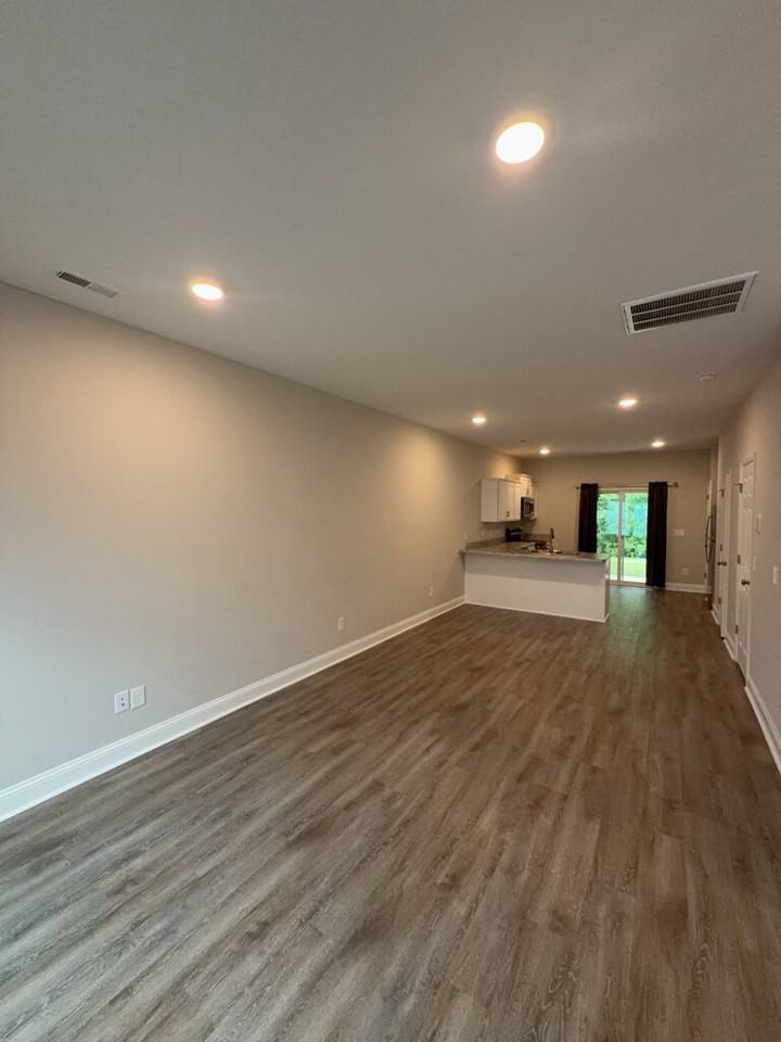 177 Loren Rd - Photo 2 of 16