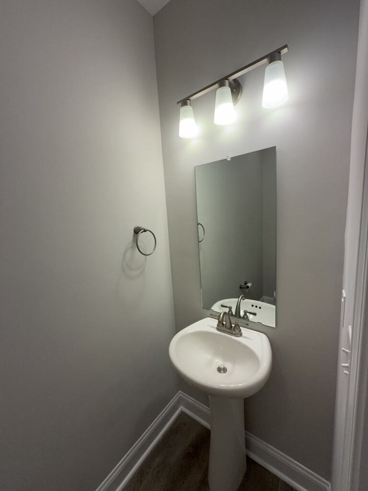 177 Loren Rd - Photo 6 of 16