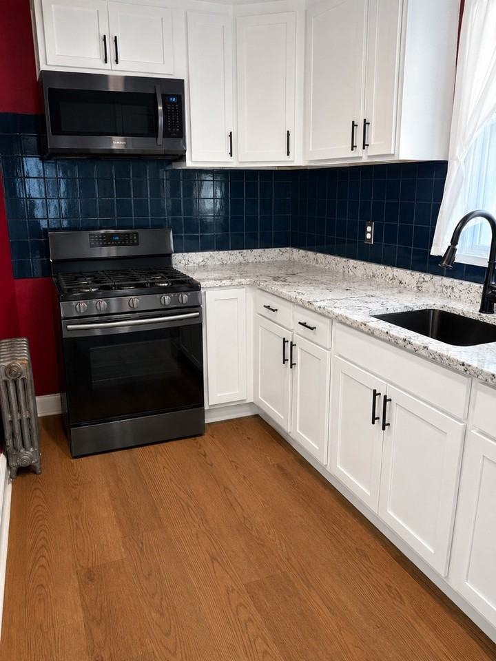 4505 Hampnett Ave - Photo 3 of 4
