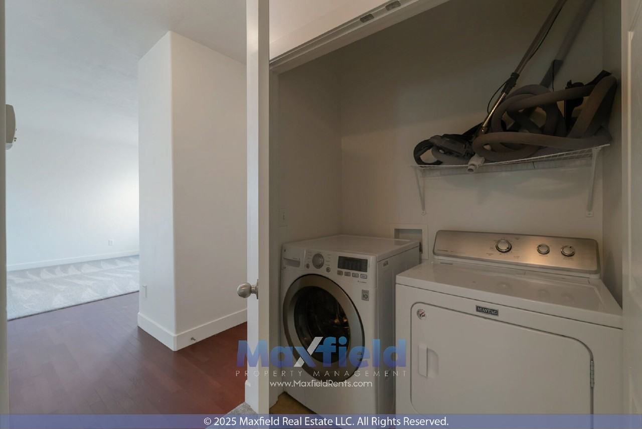 2722 N Double Eagle Dr - Photo 3 of 43