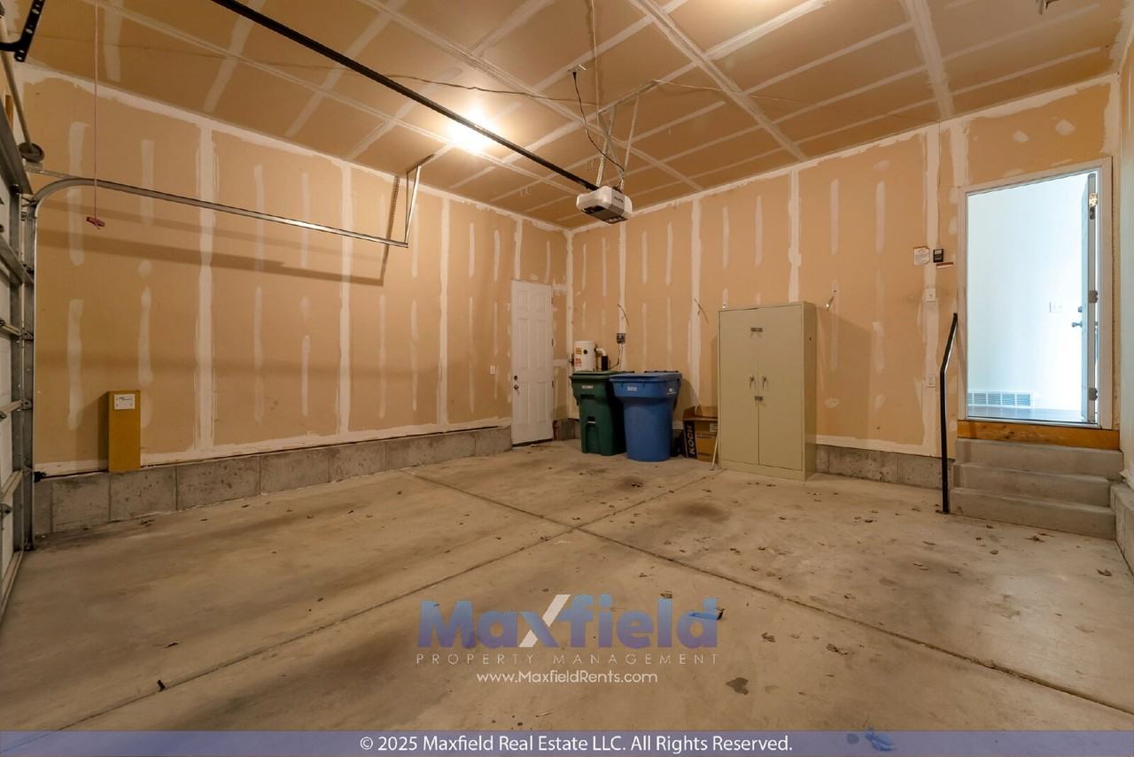 2722 N Double Eagle Dr - Photo 4 of 43