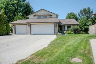 5643 N Citadel Way - Photo 1 of 1