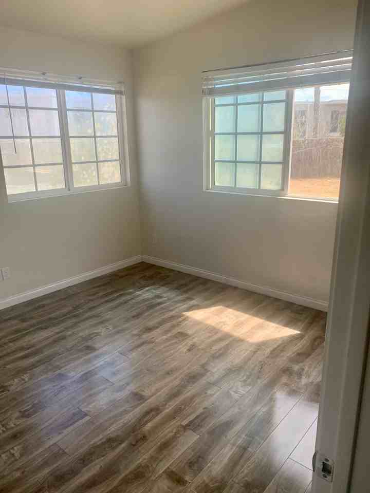4895 Barstow St - Photo 2 of 5