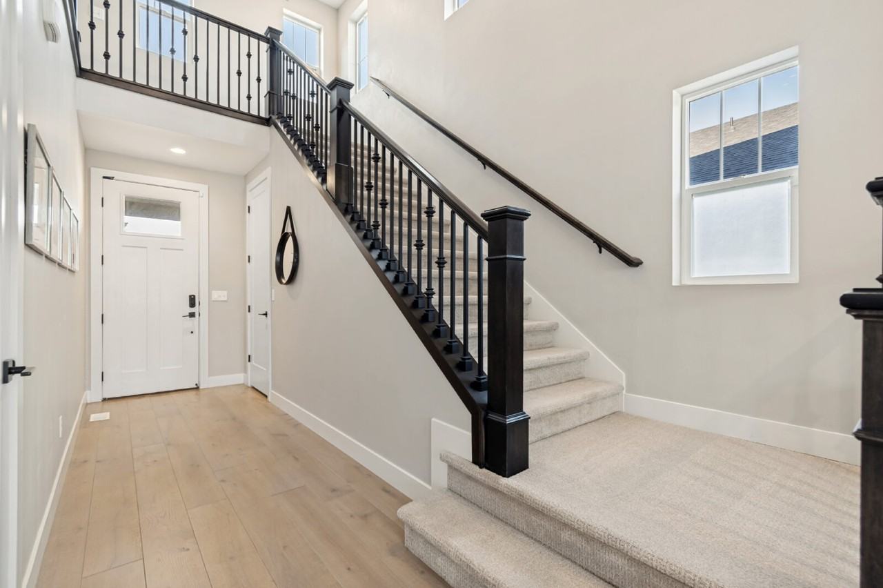 6311 W Antelope Flat Way - Photo 4 of 44