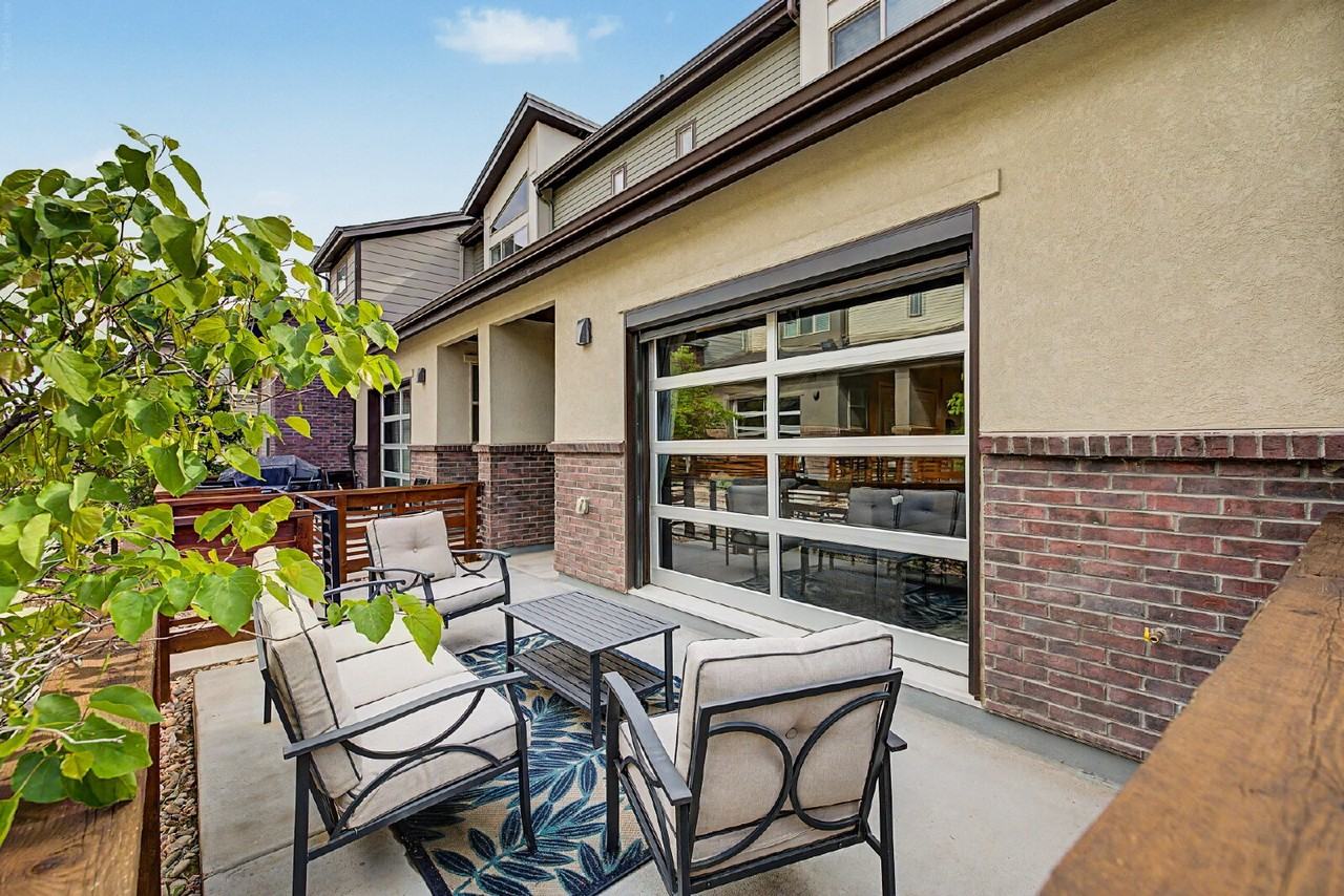6363 Nelson St - Photo 6 of 50