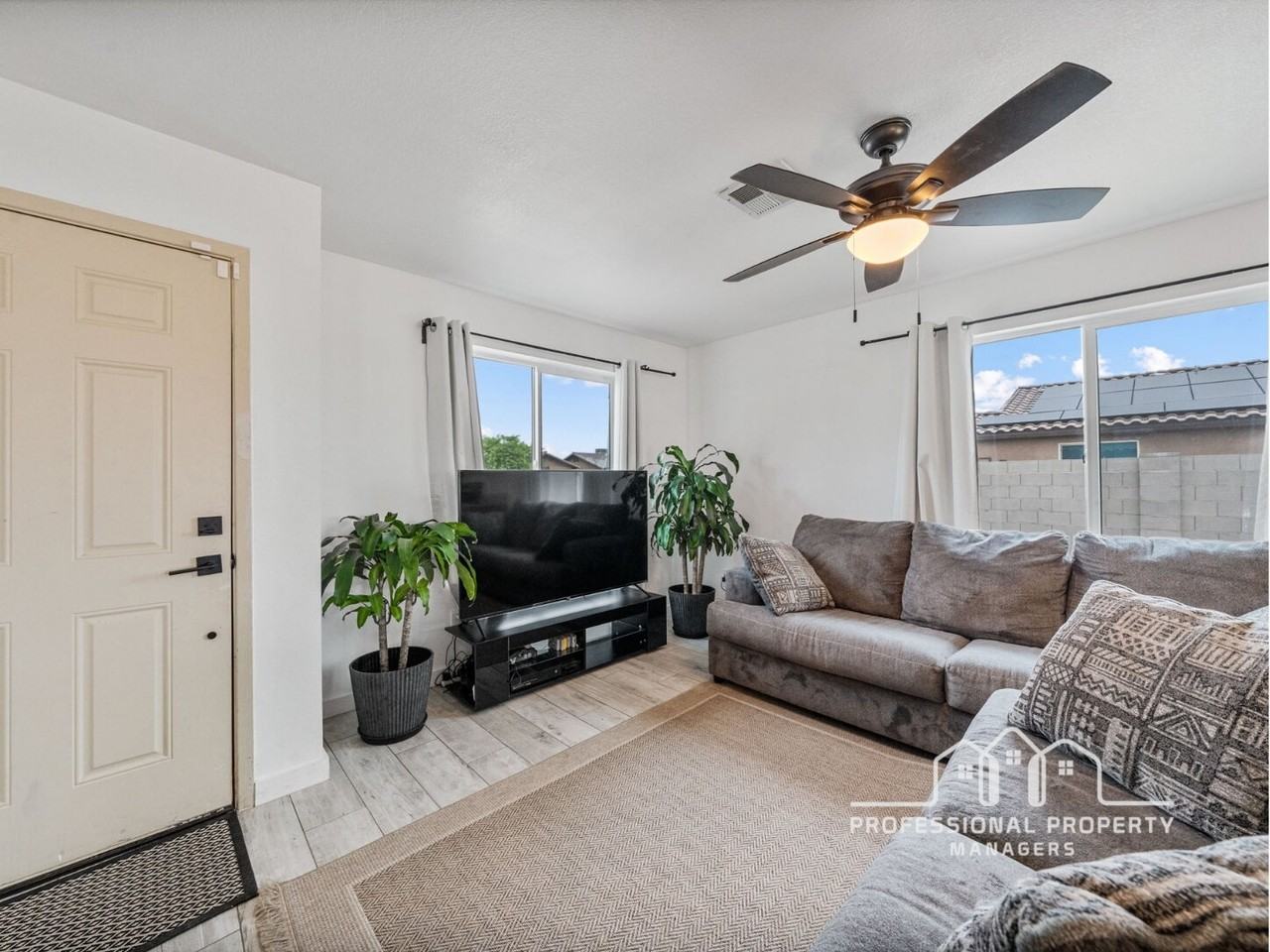 3649 S Benson Ave - Photo 2 of 21