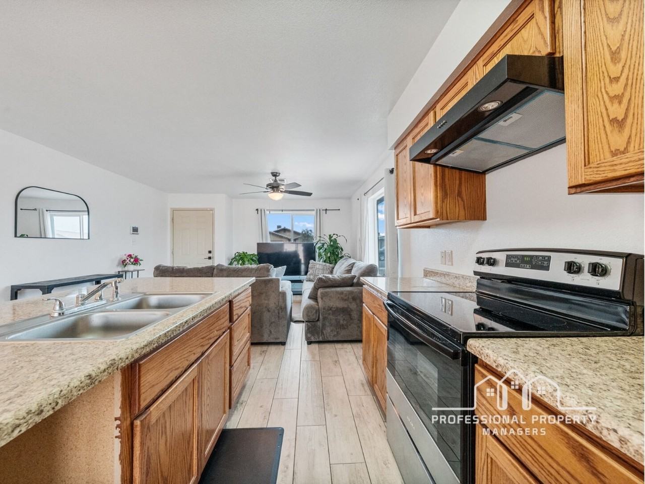 3649 S Benson Ave - Photo 6 of 21