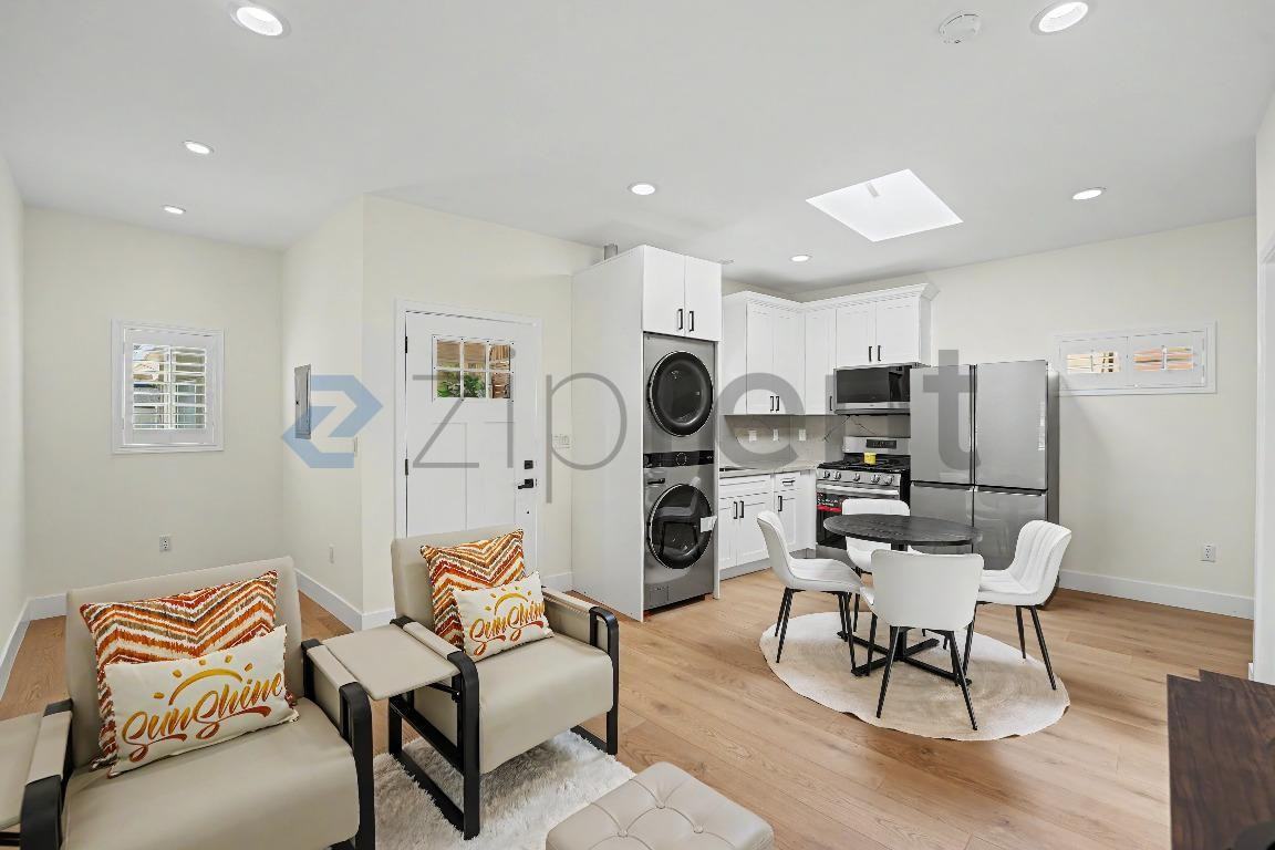 3415 Markwood St #A - Photo 7 of 11