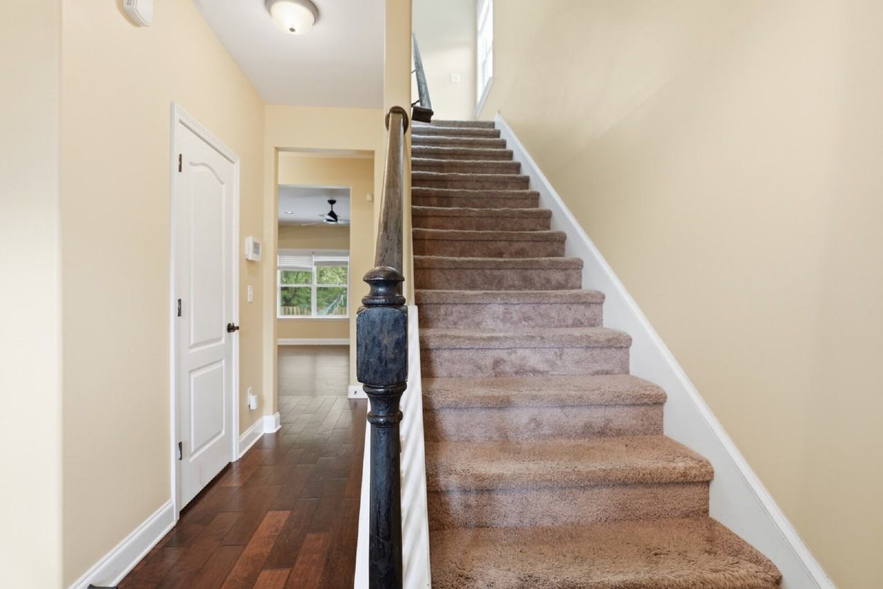 281 Asa Way - Photo 2 of 27