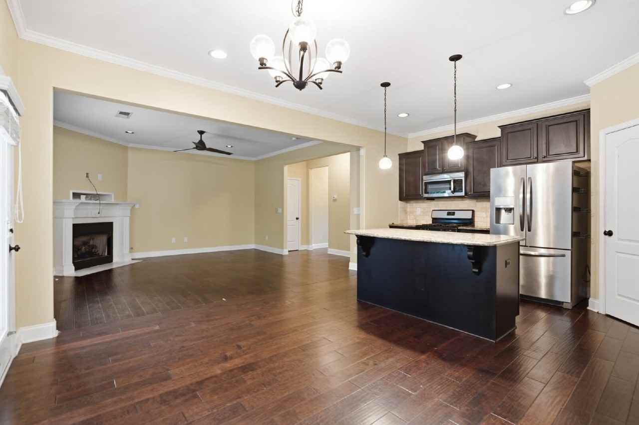 281 Asa Way - Photo 7 of 27