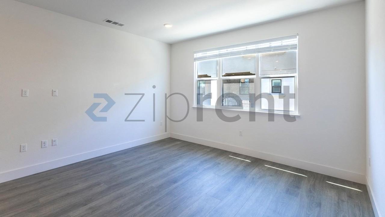 323 Alviso Ter - Photo 4 of 27