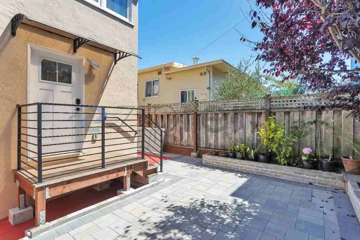 173 Westlawn Ave - Photo 5 of 15