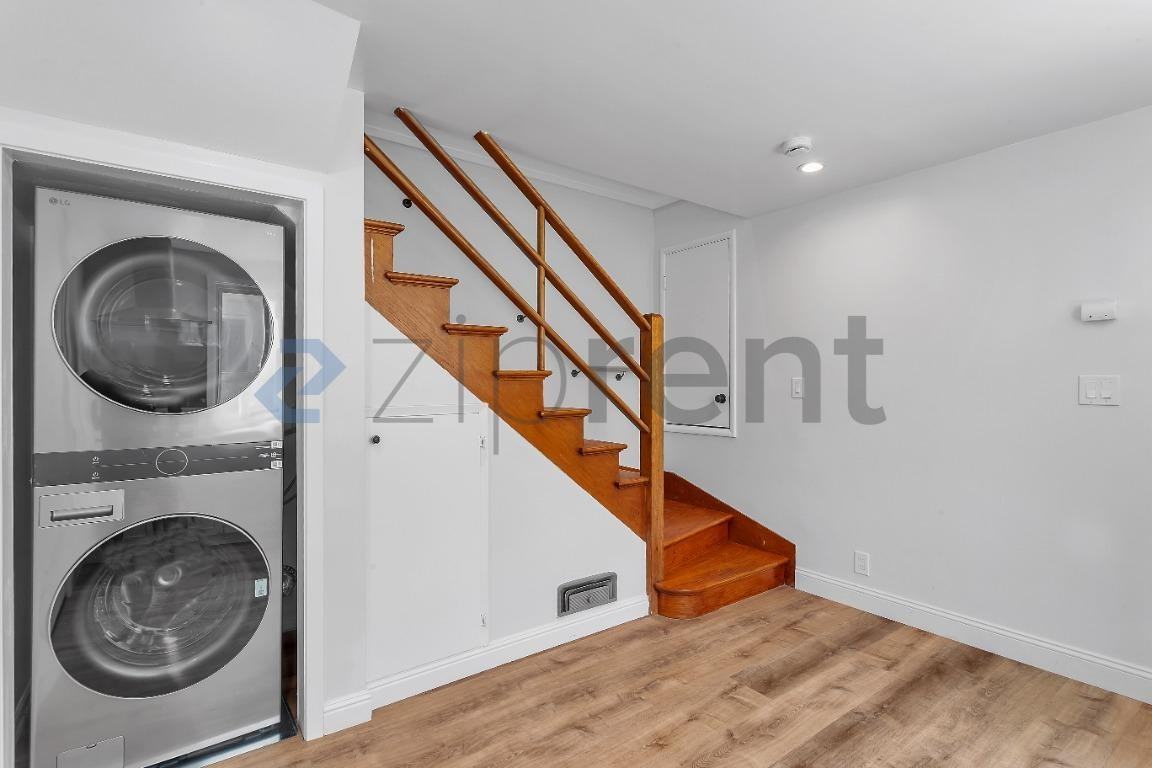 173 Westlawn Ave - Photo 6 of 15