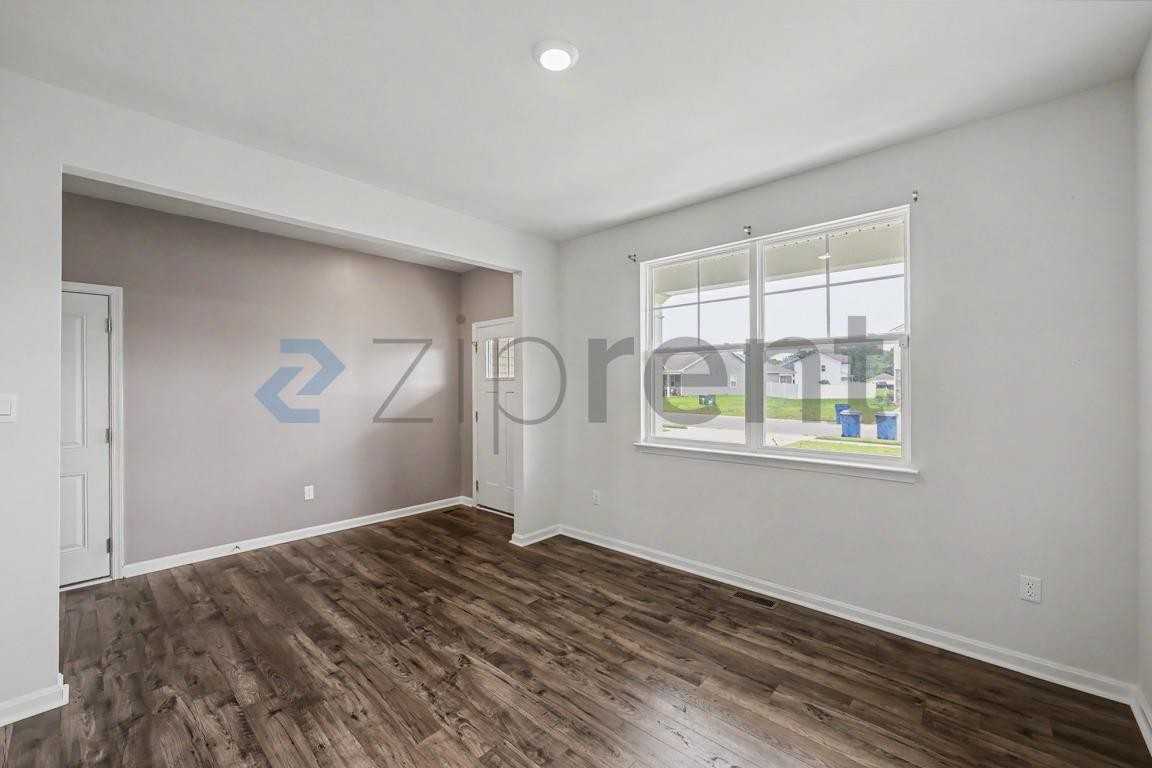 11125 Chappell Creek Cir - Photo 7 of 19