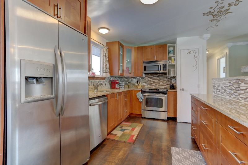 8605 W Teton Ave - Photo 5 of 15