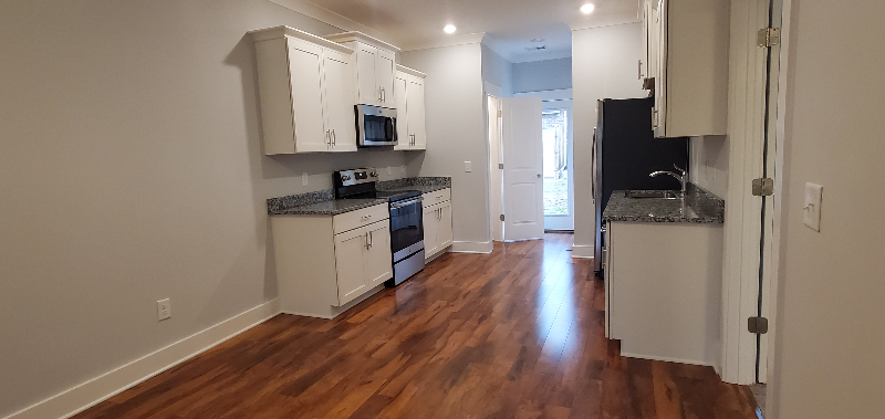 203 Bancroft Ml - Photo 5 of 16