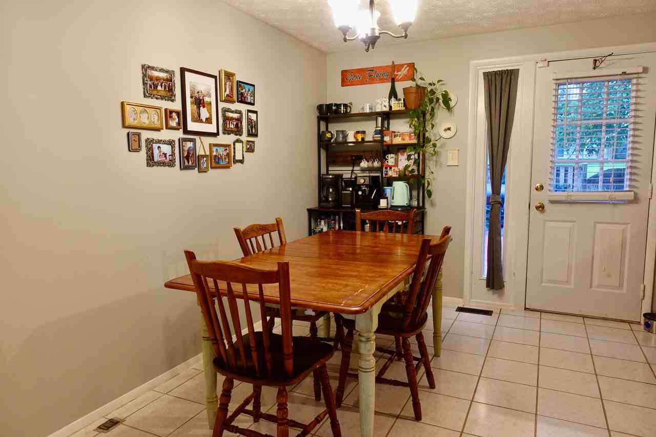 19034 Partridge Wood Dr - Photo 3 of 8