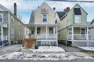 featured image of 22 Grant St