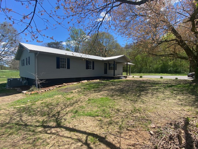 588 Alexander Rd - Photo 4 of 21
