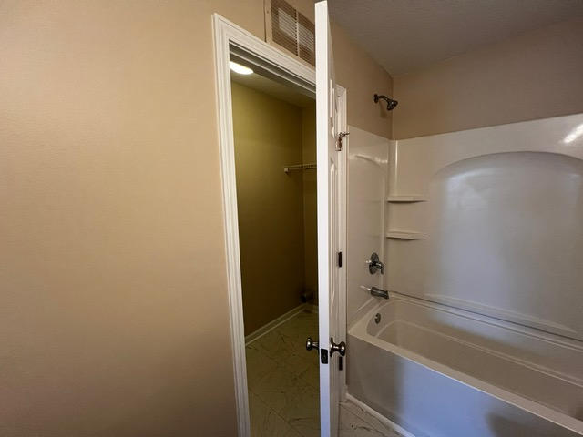 2540 Halle Ann Cir - Photo 7 of 19