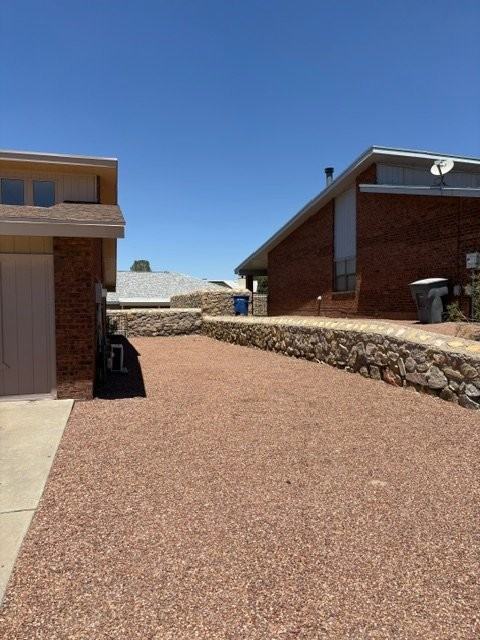 1303 Trudy Elaine Dr - Photo 2 of 11