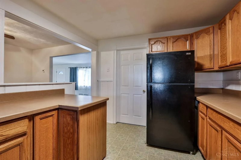 5675 Day Cir W - Photo 5 of 12
