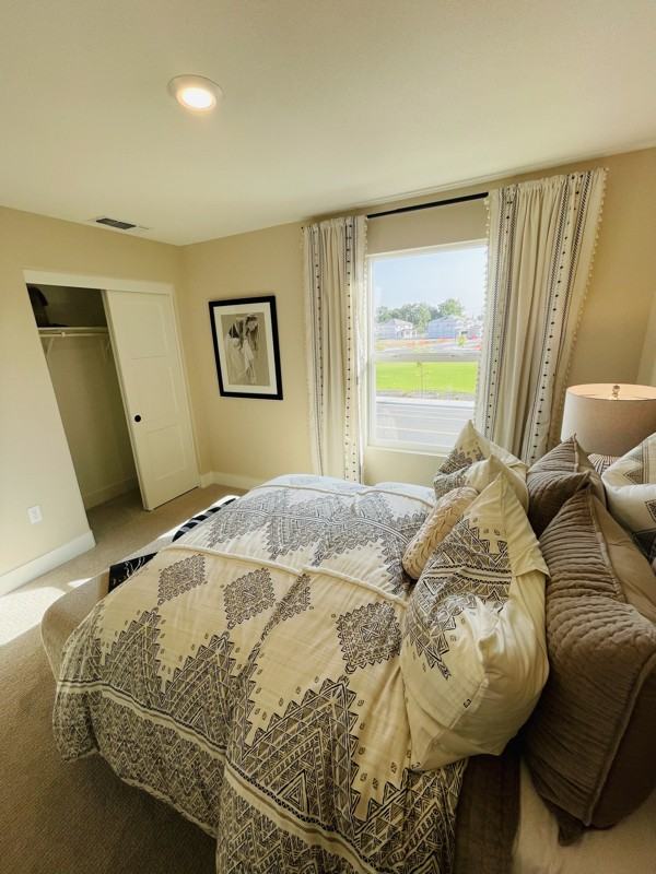 1533 Blackfish Way - Photo 2 of 11