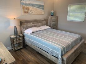 2135 Ne Dixie Hwy #2 - Photo 1 of 1