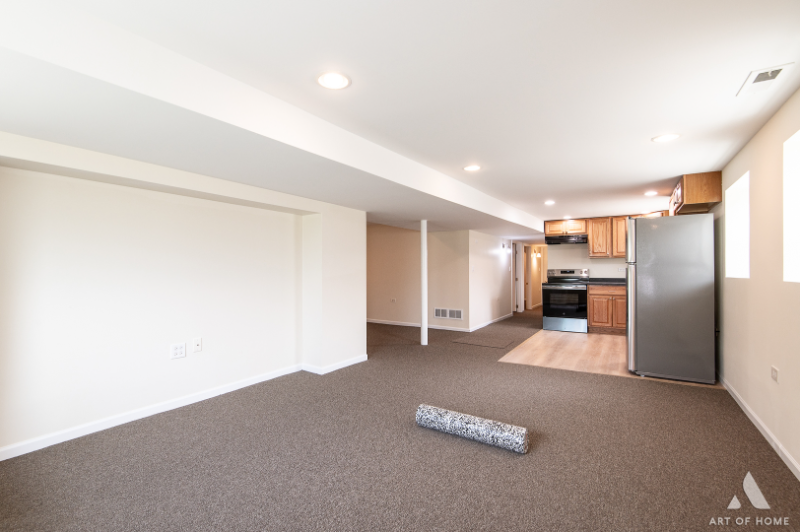 3301 N Kilbourn Ave #G - Photo 4 of 11