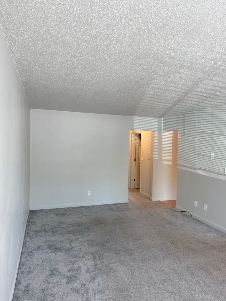 Willow Lake Apartments - Photo 2 of 35