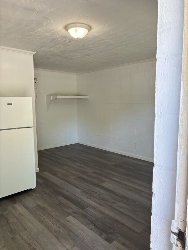 601 N Main St #106 - Photo 3 of 7