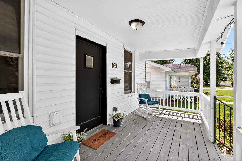 244 Sumner Blvd - Photo 2 of 20