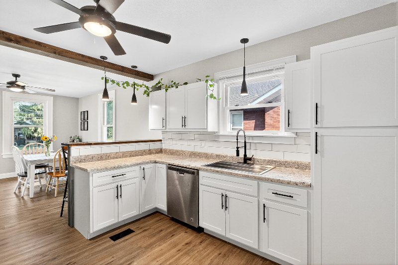 244 Sumner Blvd - Photo 6 of 20